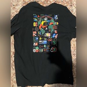 Nike T-shirt with neon size XXL